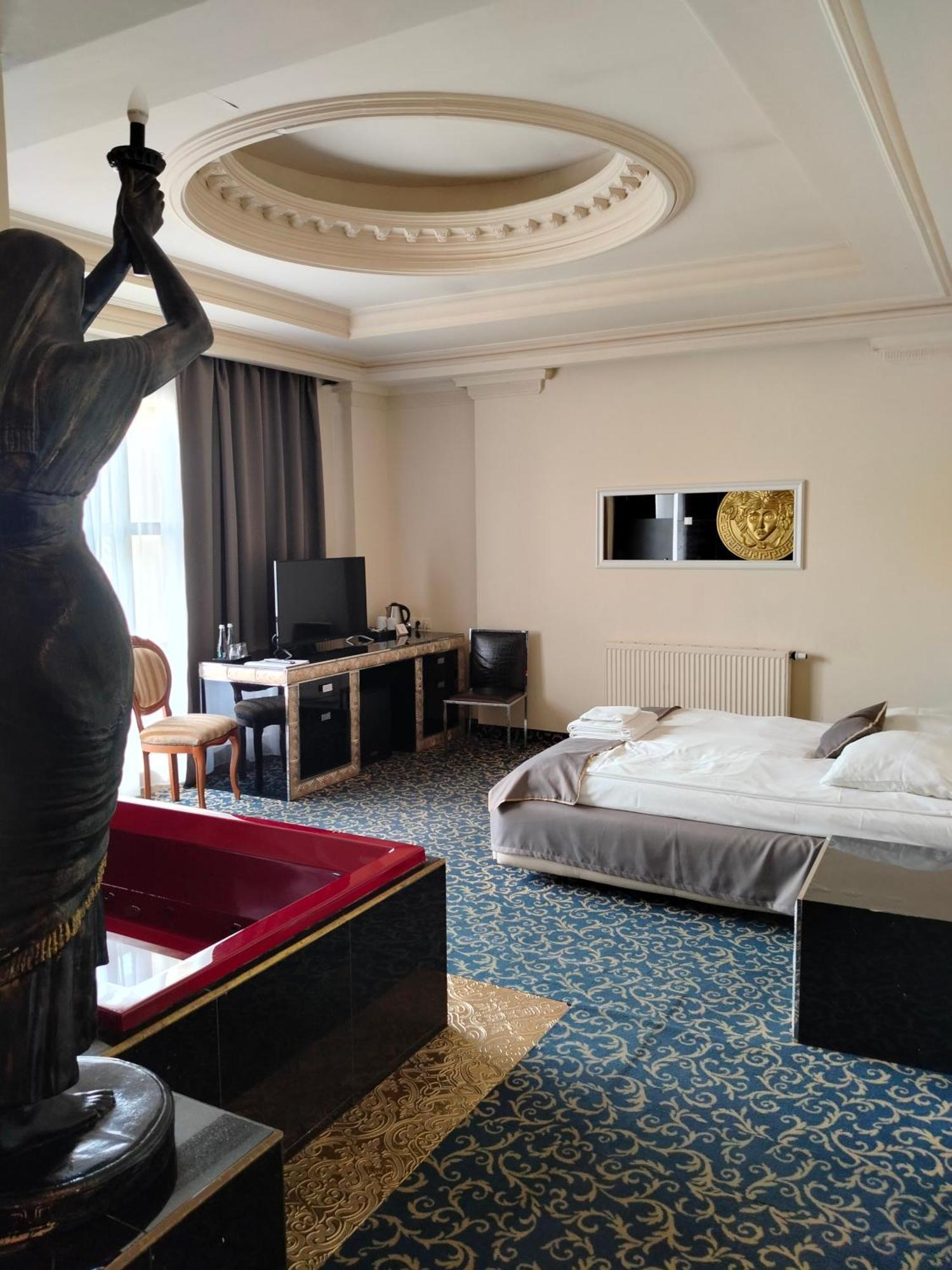 Hotel Venecia Palace Michałowice Εξωτερικό φωτογραφία