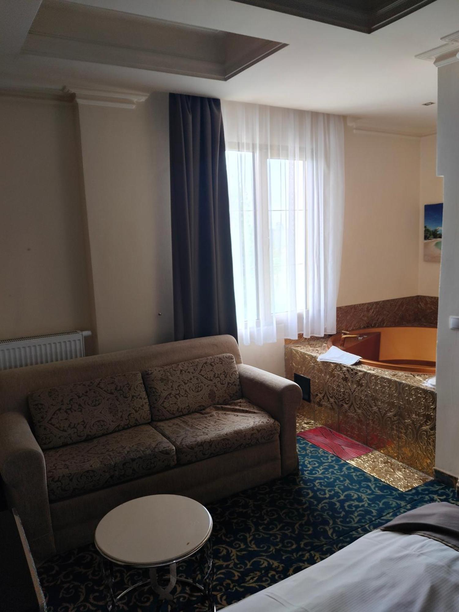 Hotel Venecia Palace Michałowice Εξωτερικό φωτογραφία