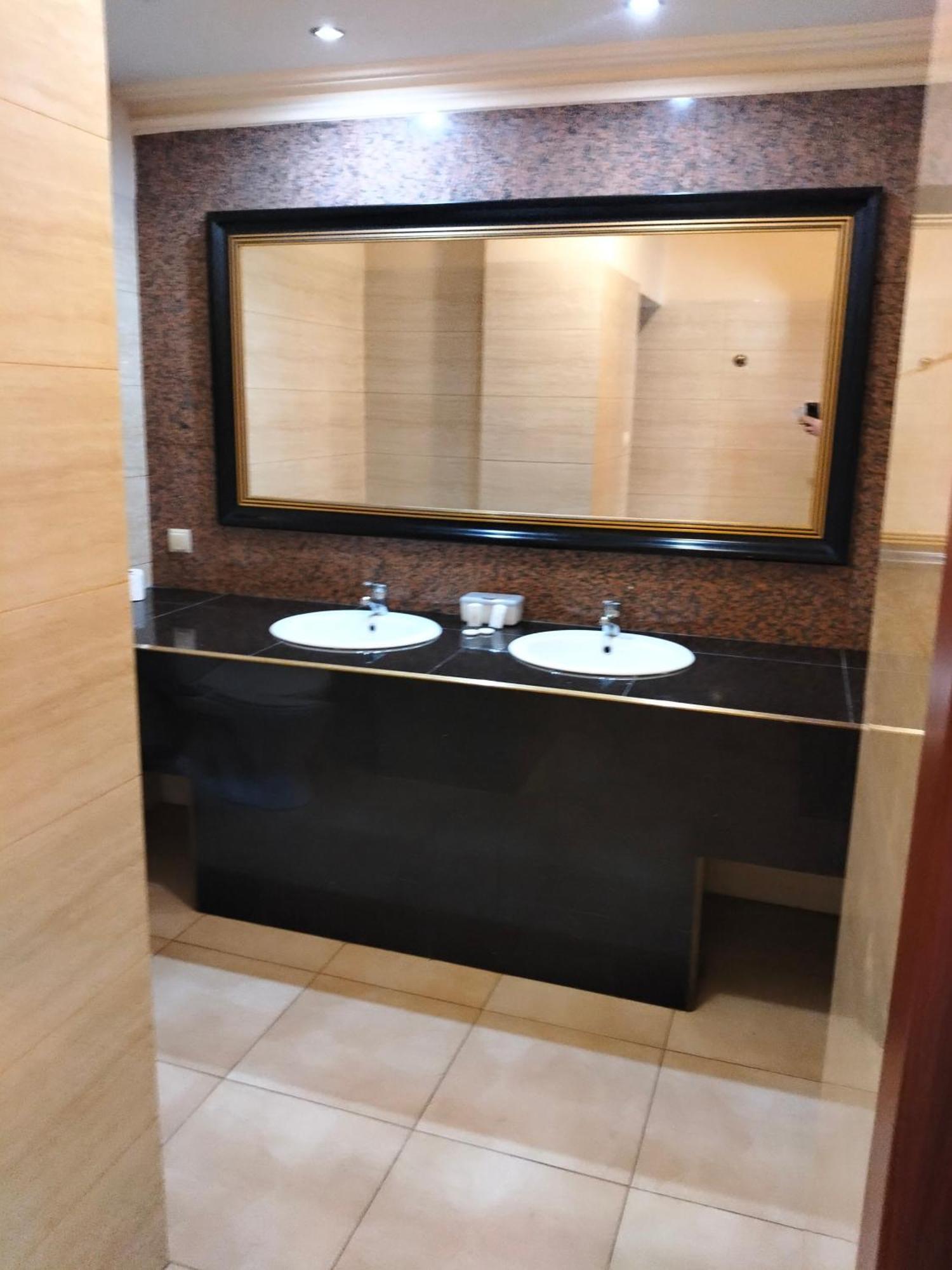 Hotel Venecia Palace Michałowice Εξωτερικό φωτογραφία