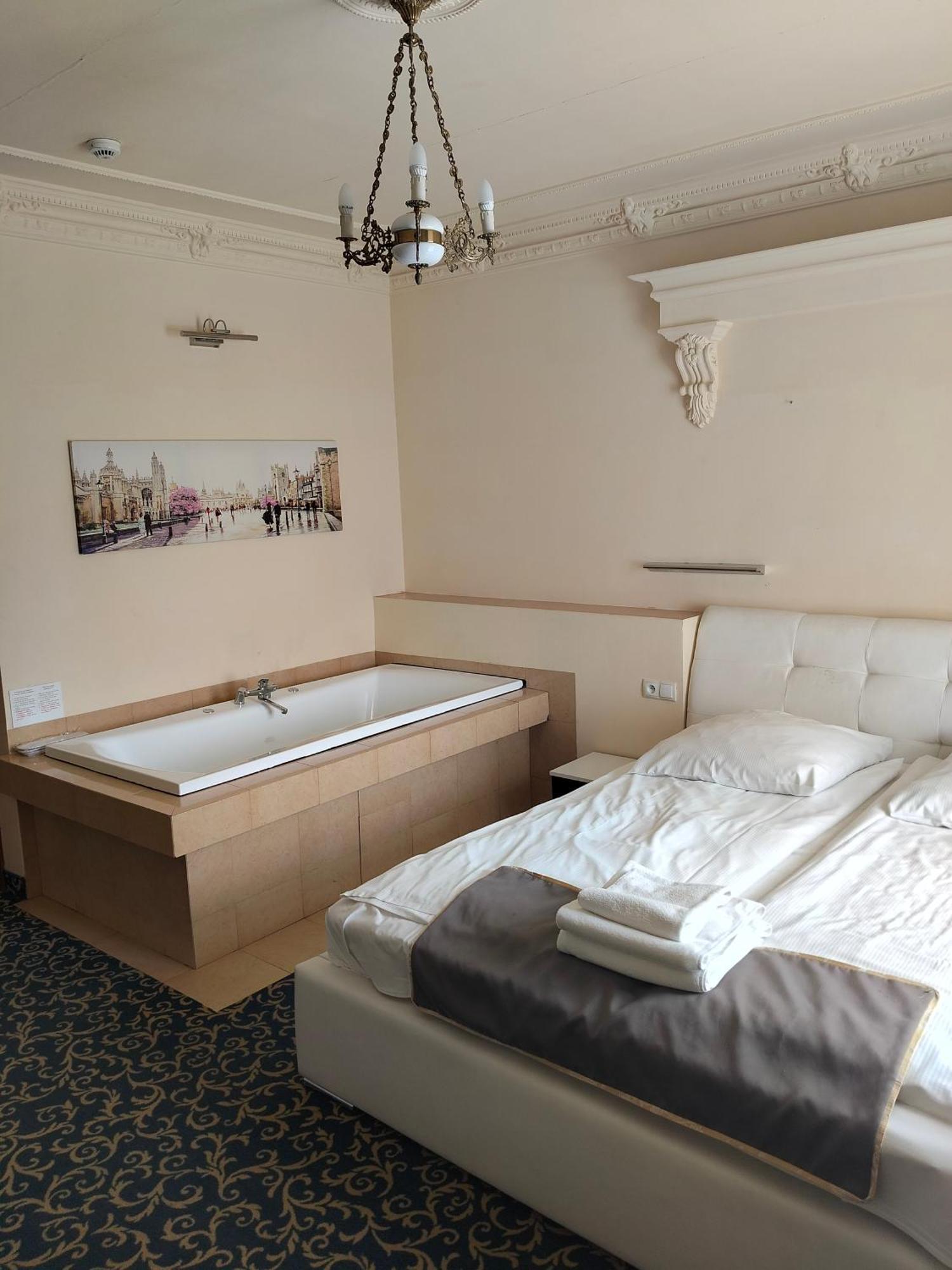 Hotel Venecia Palace Michałowice Εξωτερικό φωτογραφία
